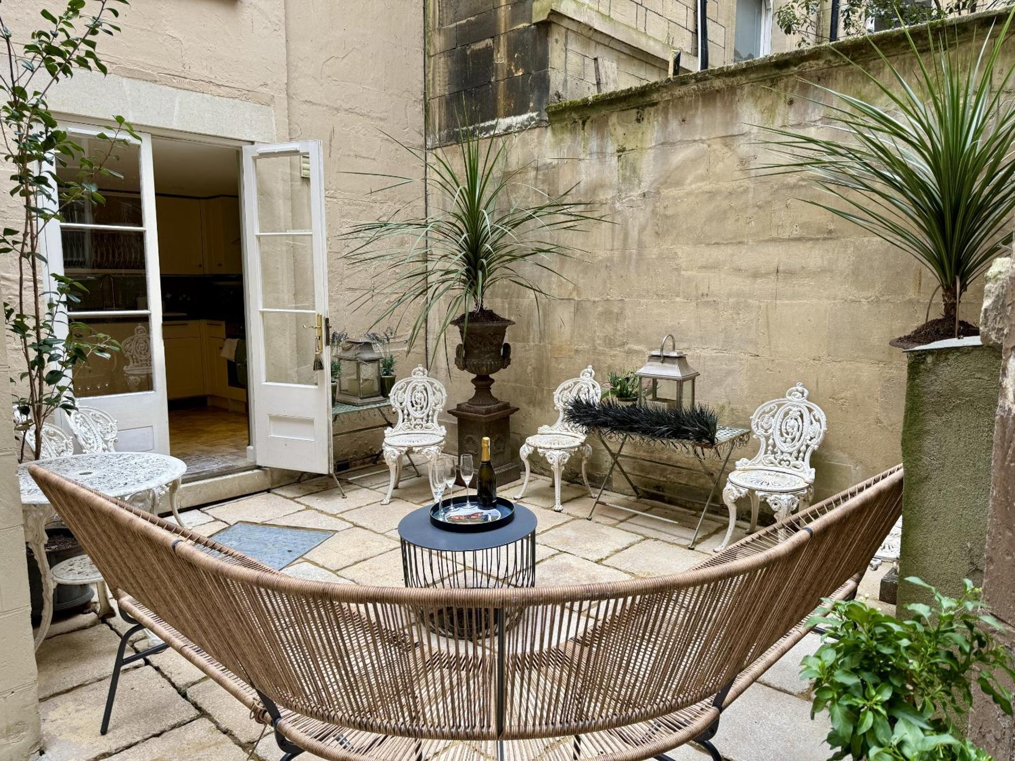 Abbey Mews In The Heart Of Bath, Bath Keys Apartamento Exterior foto
